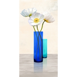 Leinwanddruck mit Blumen. Mohnblumen in Kristallvasen (Aqua II)