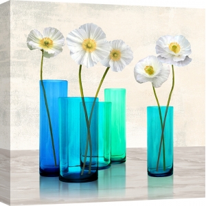 Quadro, stampa su tela. Cynthia Ann, Poppies in crystal vases (Aqua I)