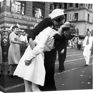 Wall art print and canvas. Victor Jorgensen, Kissing the War Goodbye in Times Square, 1945