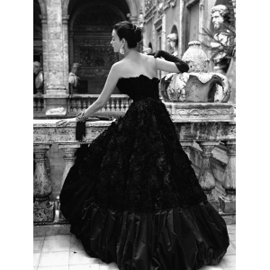 Quadro, stampa su tela. Genevieve Naylor, Black Evening Dress, Roma 1952 (dettaglio)