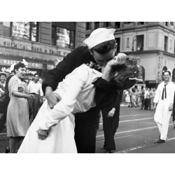 Quadro, stampa su tela. Victor Jorgensen, Il bacio del marinaio a Times Square, New York, 1945 (dettaglio)