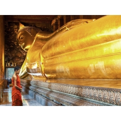 Leinwandbilder. Beten vor dem Buddha, Wat Pho, Bangkok, Thailand