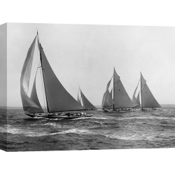 Quadro, stampa su tela. Edwin Levick, Sloops at Sail, 1915